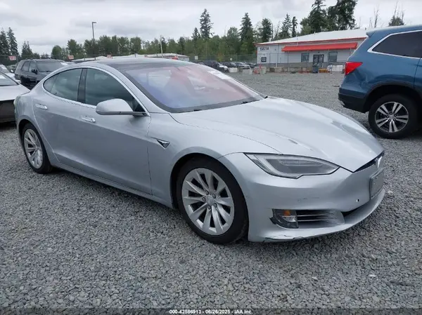 5YJSA1E11HF217633 2017 TESLA MODEL S - Image 1