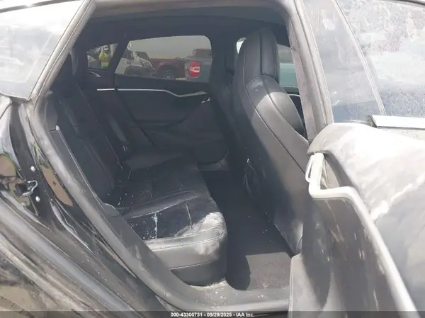 5YJSA1E11HF225893 2017 TESLA MODEL S - Image 8
