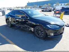 5YJSA1E11HF233864 2017 TESLA MODEL S