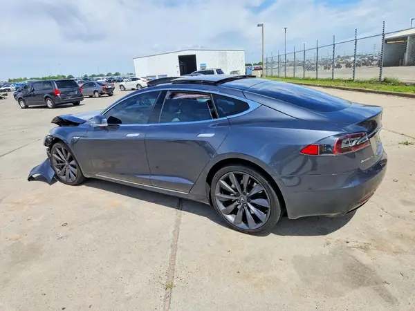 5YJSA1E12GF151575 2016 TESLA MODEL S - Image 2