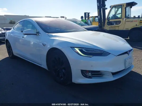 5YJSA1E12HF226728 2017 TESLA MODEL S - Image 1