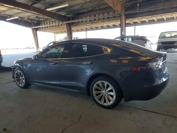 5YJSA1E12HF232884 2017 TESLA MODEL S - Image 2