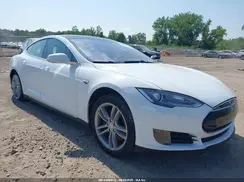 5YJSA1E13GF129925 2016 TESLA MODEL S