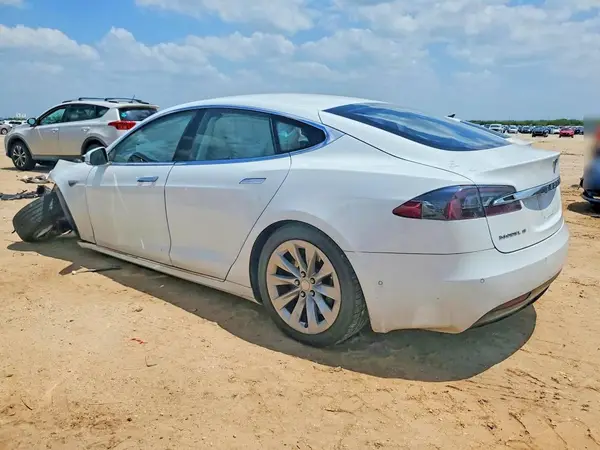 5YJSA1E13GF137524 2016 TESLA MODEL S - Image 2