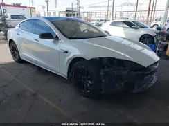 5YJSA1E13GF156915 2016 TESLA MODEL S