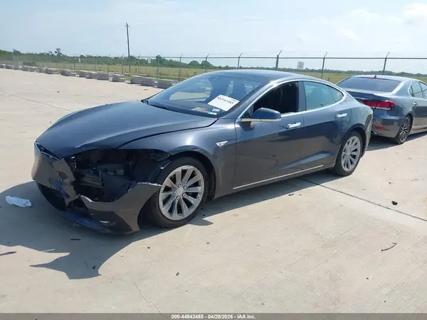 5YJSA1E13GF160768 2016 TESLA MODEL S - Image 2