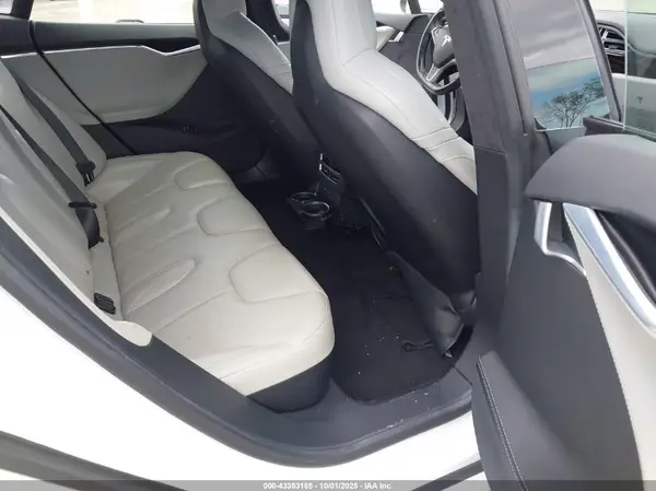 5YJSA1E13GF176212 2016 TESLA MODEL S - Image 8