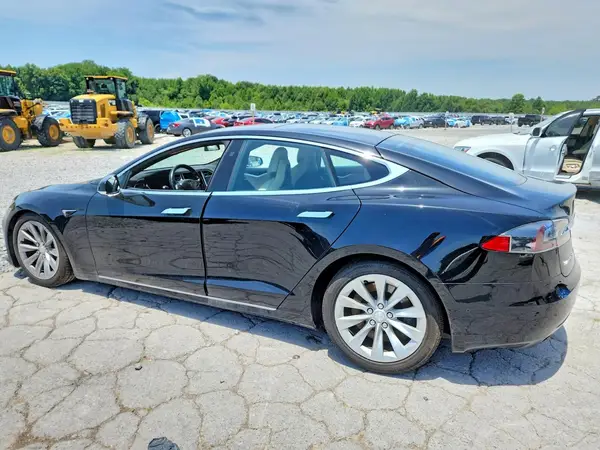 5YJSA1E13HF185476 2017 TESLA MODEL S - Image 2
