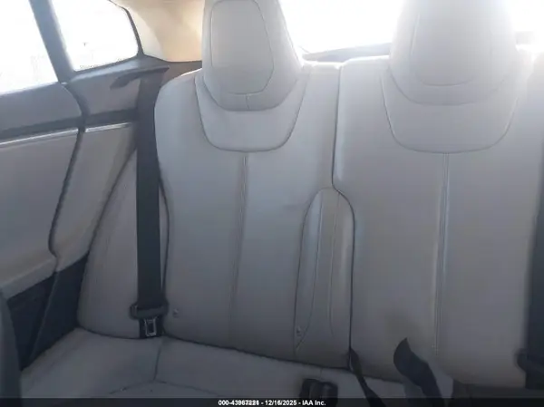 5YJSA1E14GF133952 2016 TESLA MODEL S - Image 8