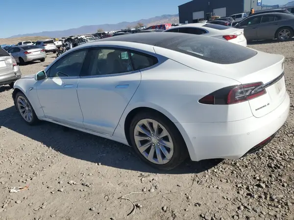 5YJSA1E14GF149651 2016 TESLA MODEL S - Image 2