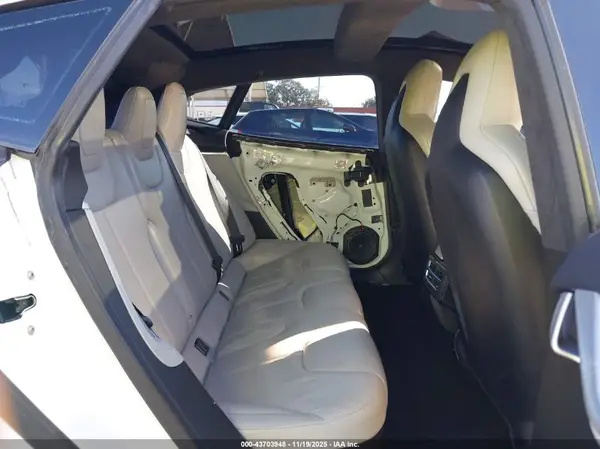 5YJSA1E14GF150198 2016 TESLA MODEL S - Image 8
