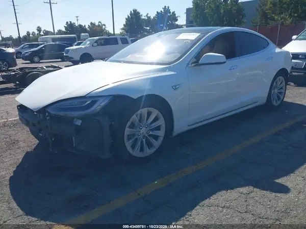 5YJSA1E14GF157748 2016 TESLA MODEL S - Image 2