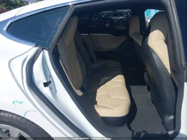 5YJSA1E14GF157748 2016 TESLA MODEL S - Image 8
