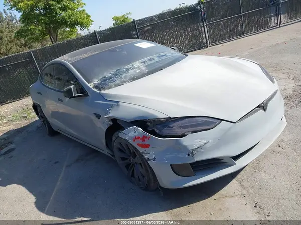 5YJSA1E14GF158723 2016 TESLA MODEL S