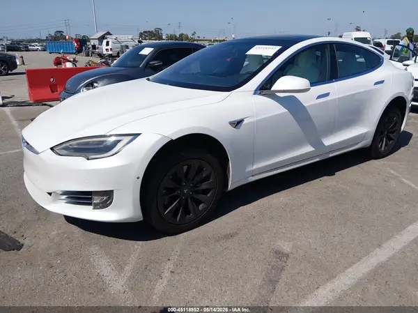 5YJSA1E14HF186913 2017 TESLA MODEL S - Image 2