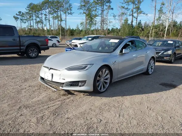 5YJSA1E14HF187270 2017 TESLA MODEL S - Image 2