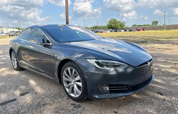 5YJSA1E14HF195384 2017 TESLA MODEL S - Image 1