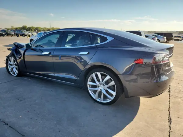 5YJSA1E14HF213169 2017 TESLA MODEL S - Image 2