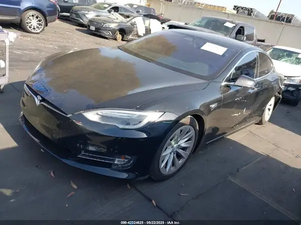 5YJSA1E14HF213995 2017 TESLA MODEL S - Image 2
