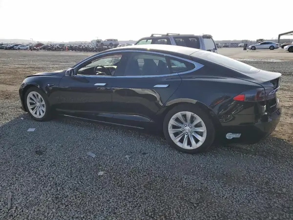 5YJSA1E14HF218694 2017 TESLA MODEL S - Image 2