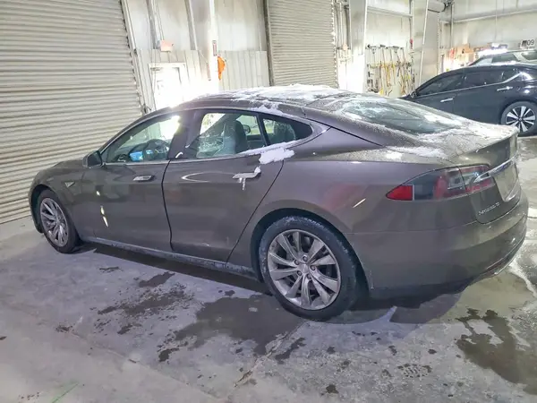 5YJSA1E15GF132888 2016 TESLA MODEL S - Image 2