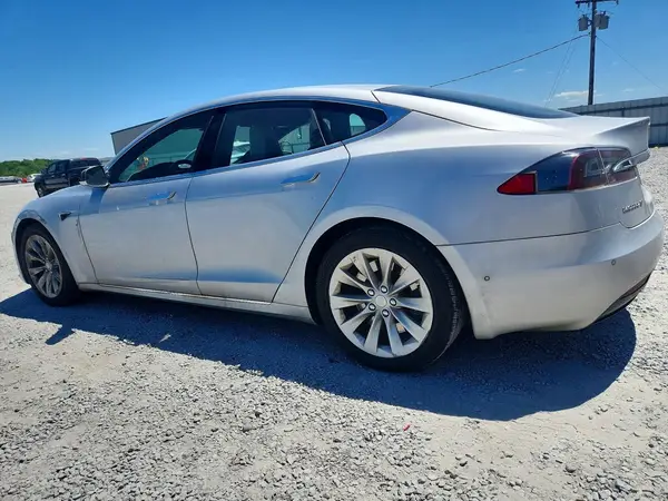 5YJSA1E15GF175224 2016 TESLA MODEL S - Image 2