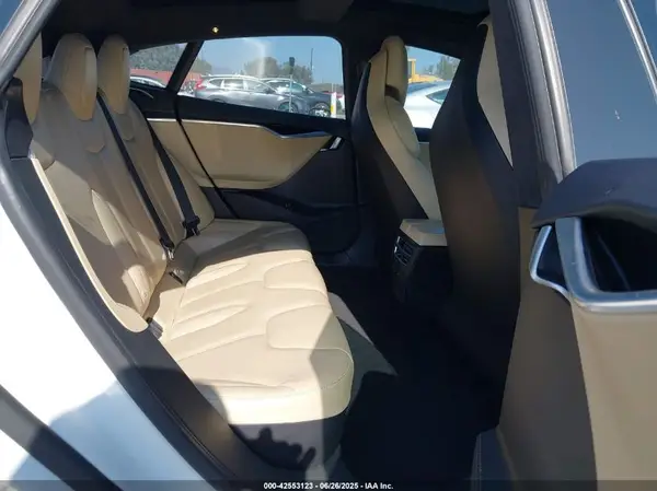 5YJSA1E15HF183194 2017 TESLA MODEL S - Image 8