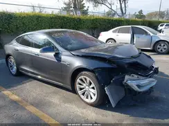 5YJSA1E15HF203766 2017 TESLA MODEL S
