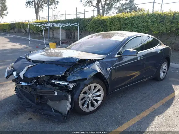 5YJSA1E15HF203766 2017 TESLA MODEL S - Image 2