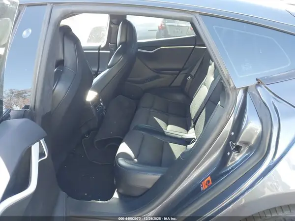 5YJSA1E15HF225167 2017 TESLA MODEL S - Image 8