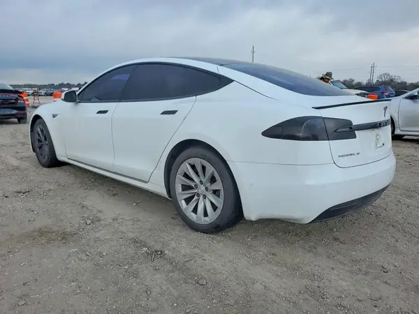 5YJSA1E16GF157492 2016 TESLA MODEL S - Image 2
