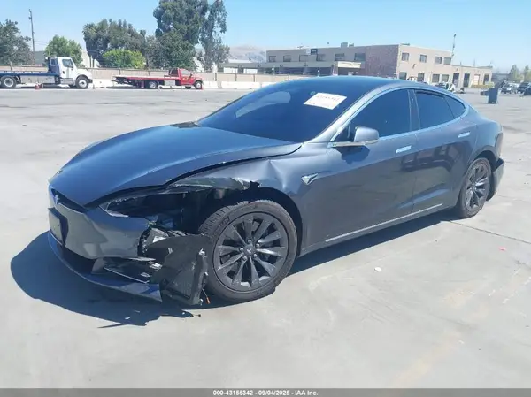 5YJSA1E16HF231186 2017 TESLA MODEL S - Image 2