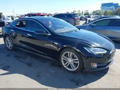 5YJSA1E17GF125019 2016 TESLA MODEL S