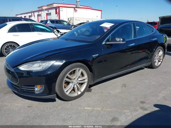 5YJSA1E17GF125019 2016 TESLA MODEL S - Image 2