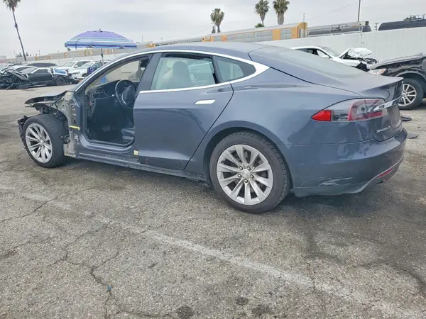 5YJSA1E17GF130057 2016 TESLA MODEL S - Image 2