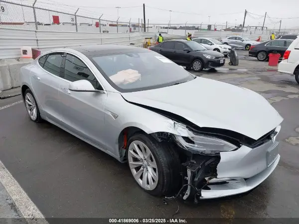 5YJSA1E17GF156514 2016 TESLA MODEL S - Image 1