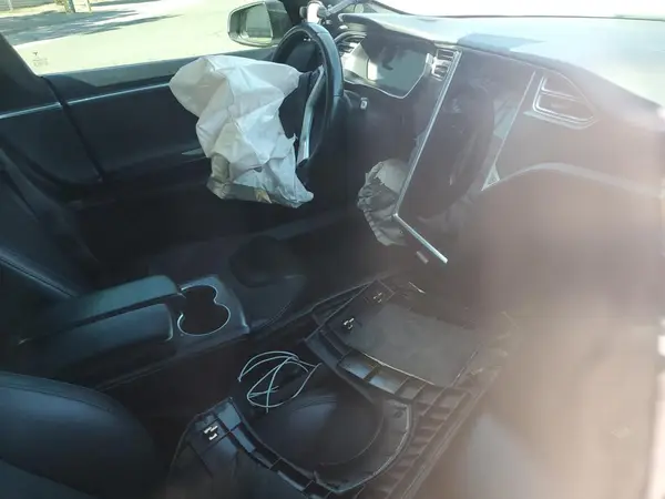 5YJSA1E17GF166833 2016 TESLA MODEL S - Image 8