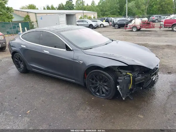 5YJSA1E17GF174544 2016 TESLA MODEL S - Image 1