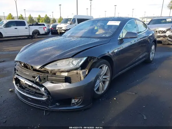 5YJSA1E18GF123909 2016 TESLA MODEL S - Image 2