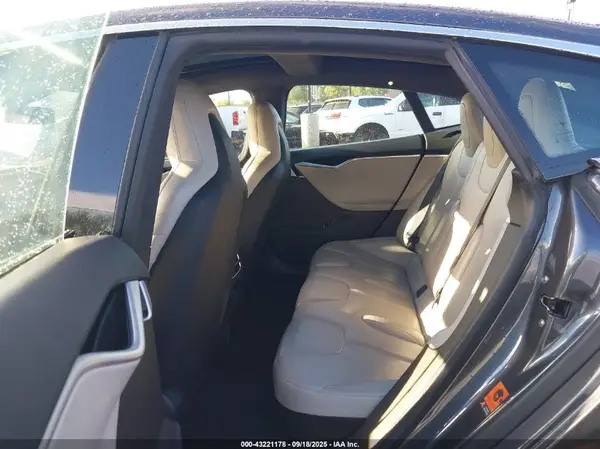 5YJSA1E18GF123909 2016 TESLA MODEL S - Image 8