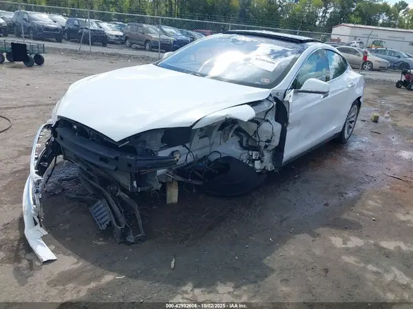 5YJSA1E18GF132299 2016 TESLA MODEL S - Image 2