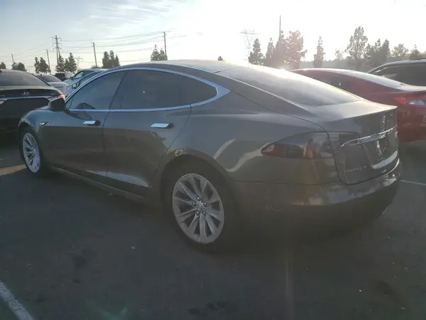 5YJSA1E18GF152715 2016 TESLA MODEL S - Image 2