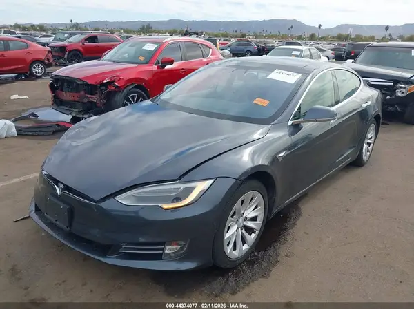 5YJSA1E18HF190981 2017 TESLA MODEL S - Image 2