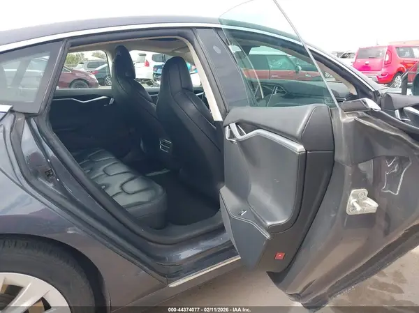 5YJSA1E18HF190981 2017 TESLA MODEL S - Image 8
