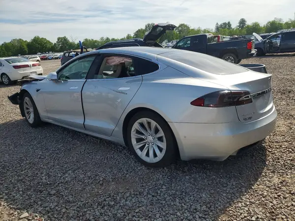 5YJSA1E18HF199213 2017 TESLA MODEL S - Image 2