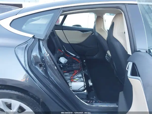 5YJSA1E19GF142372 2016 TESLA MODEL S - Image 8