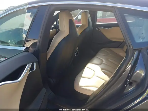 5YJSA1E19GF156076 2016 TESLA MODEL S - Image 8