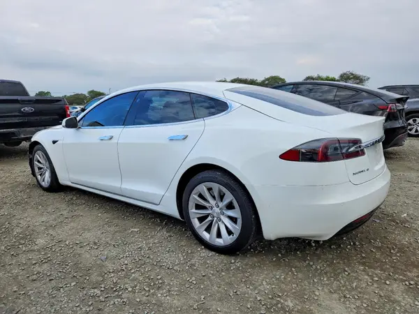 5YJSA1E19HF181769 2017 TESLA MODEL S - Image 2