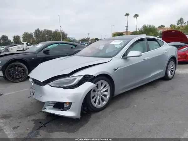 5YJSA1E19HF208923 2017 TESLA MODEL S - Image 2