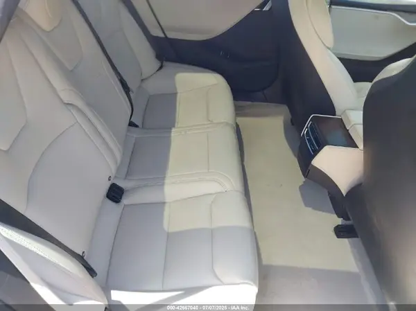 5YJSA1E19HF215502 2017 TESLA MODEL S - Image 8